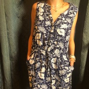 Blue Floral Dress with POCKETS!
